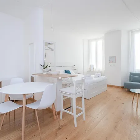 Apartment 77 In Centro Citta By Holiday Solutions *