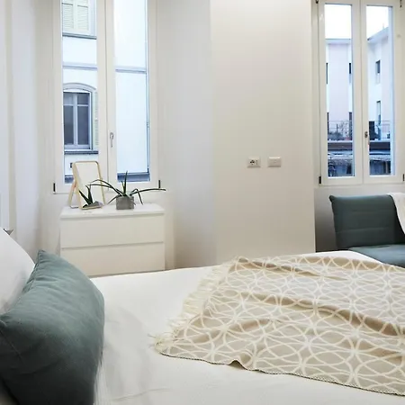 77 In Centro Citta By Holiday Solutions Lejlighed Como